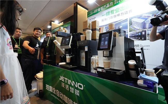 商用咖啡机：茶饮店咖啡力的强劲引擎PG电子麻将胡了技诺JETINNO(图2)